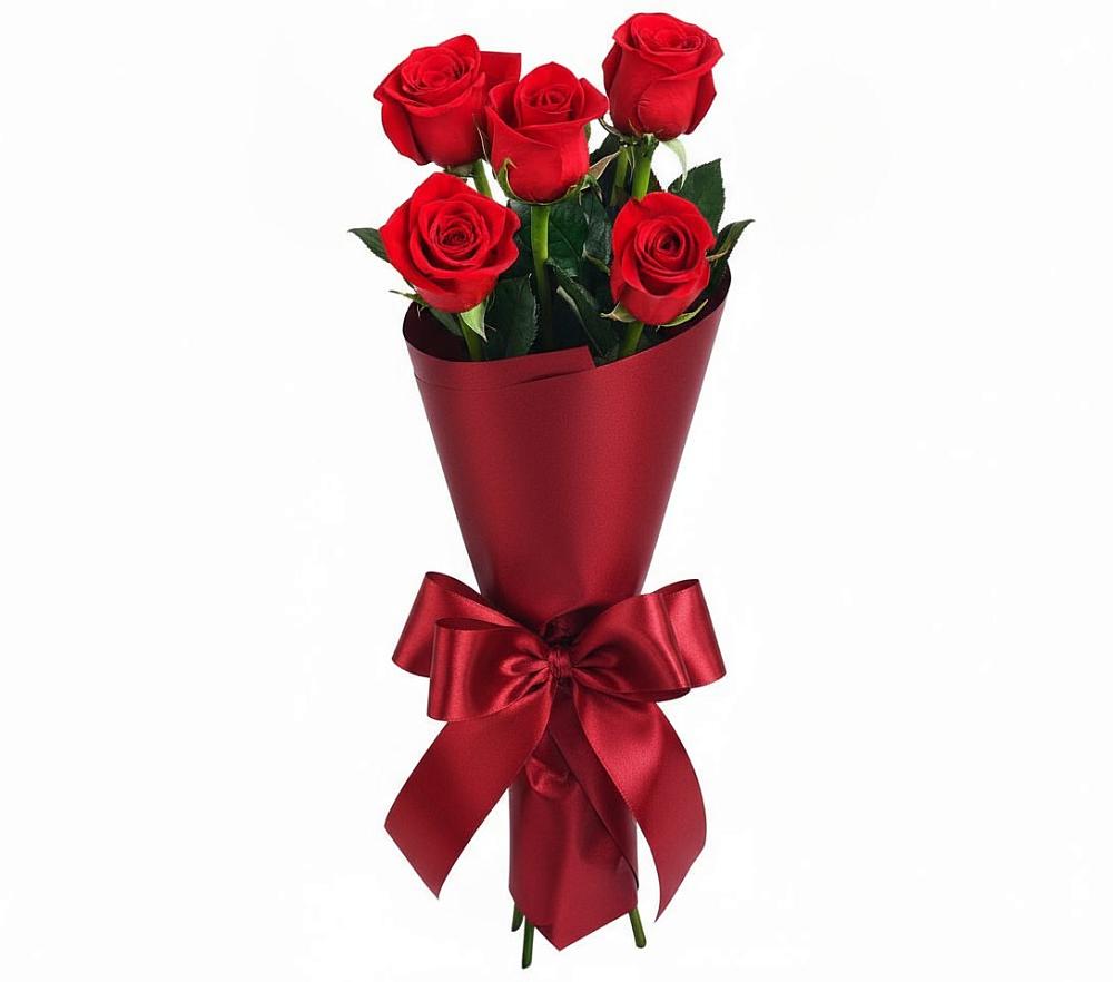 Букет 5 Красных роз Эдлесс Лав в Тарумовке