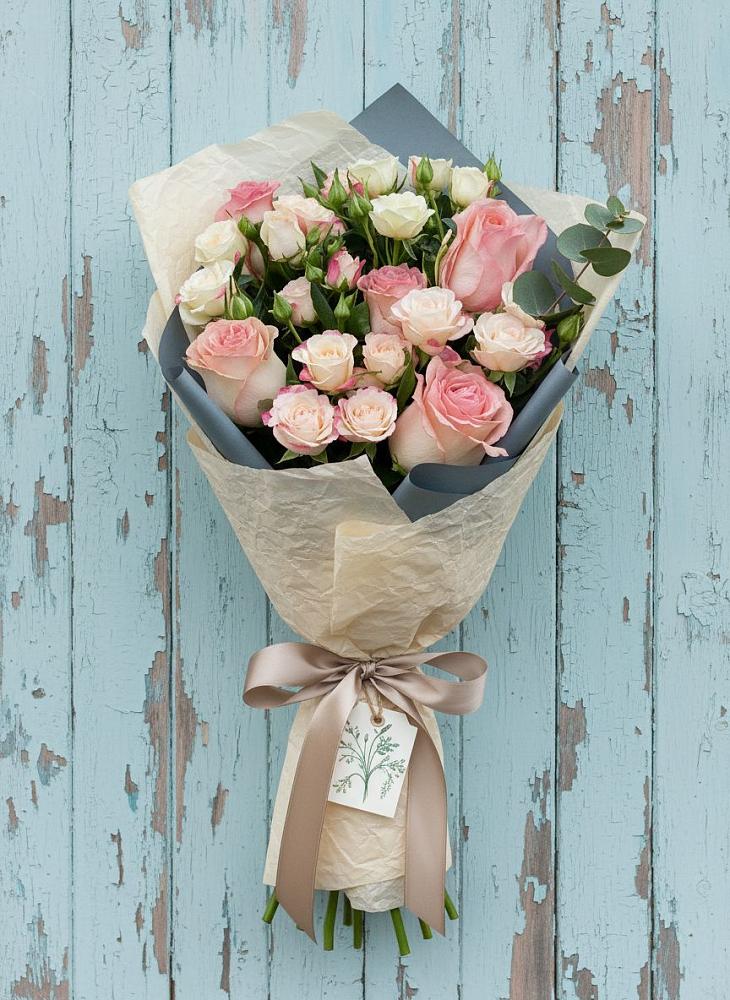 Букет цветов из: Розы в Тарумовке