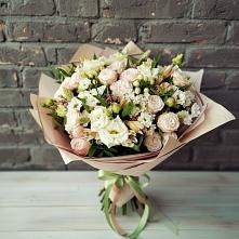 Букет цветов из:  Альстромерии, Розы и Хризантемы в Тарумовке