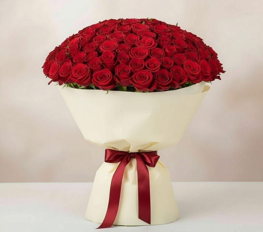 Букет 101 Красная роза Милано в Тарумовке