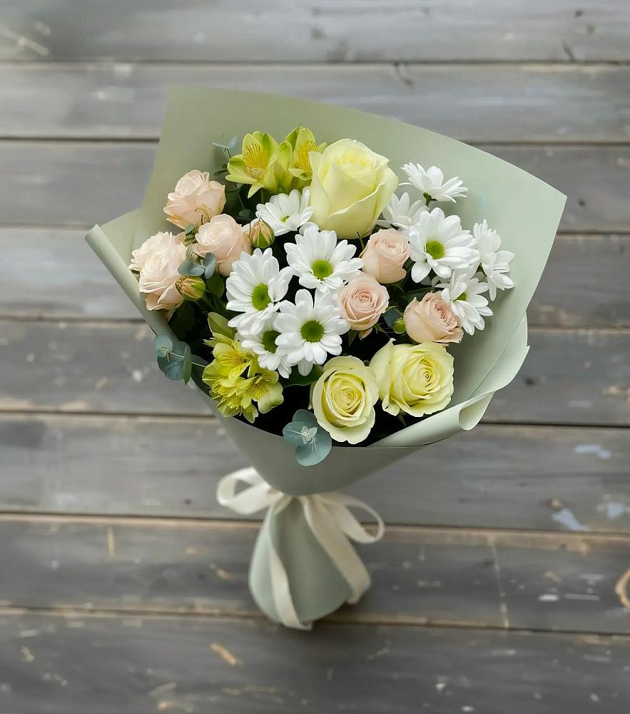 Букет цветов из: Альстромерии, Розы и Хризантемы в Тарумовке