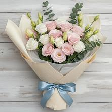 Букет цветов из:  Лизиантусы #REPLACE_PRED# Тарумовке