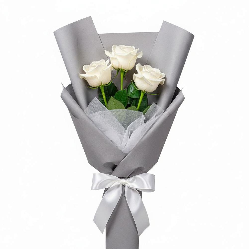 Букет 3 белые розы в Тарумовке