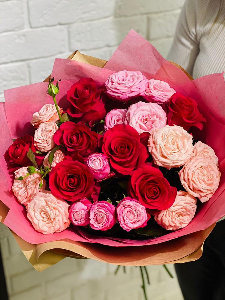 Букет цветов из: Розы в Тарумовке