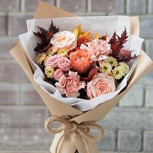 Букет цветов из:  Гвоздики, Хризантемы и Розы в Тарумовке