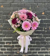Букет цветов из:  Герберы и Хризантемы в Тарумовке