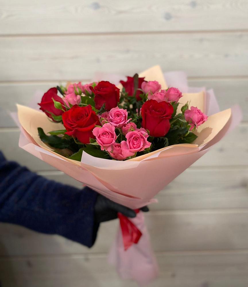Букет цветов из: Розы в Тарумовке