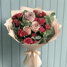 Букет цветов из:  Гвоздики и Розы в Тарумовке