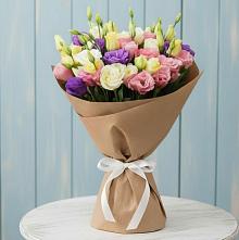 Букет цветов из:  Лизиантусы в Тарумовке